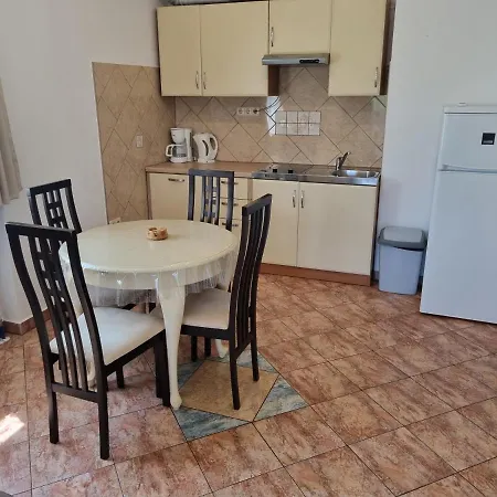 Apartman 1 Liznjan