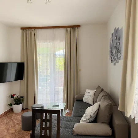 Apartment 1 Liznjan